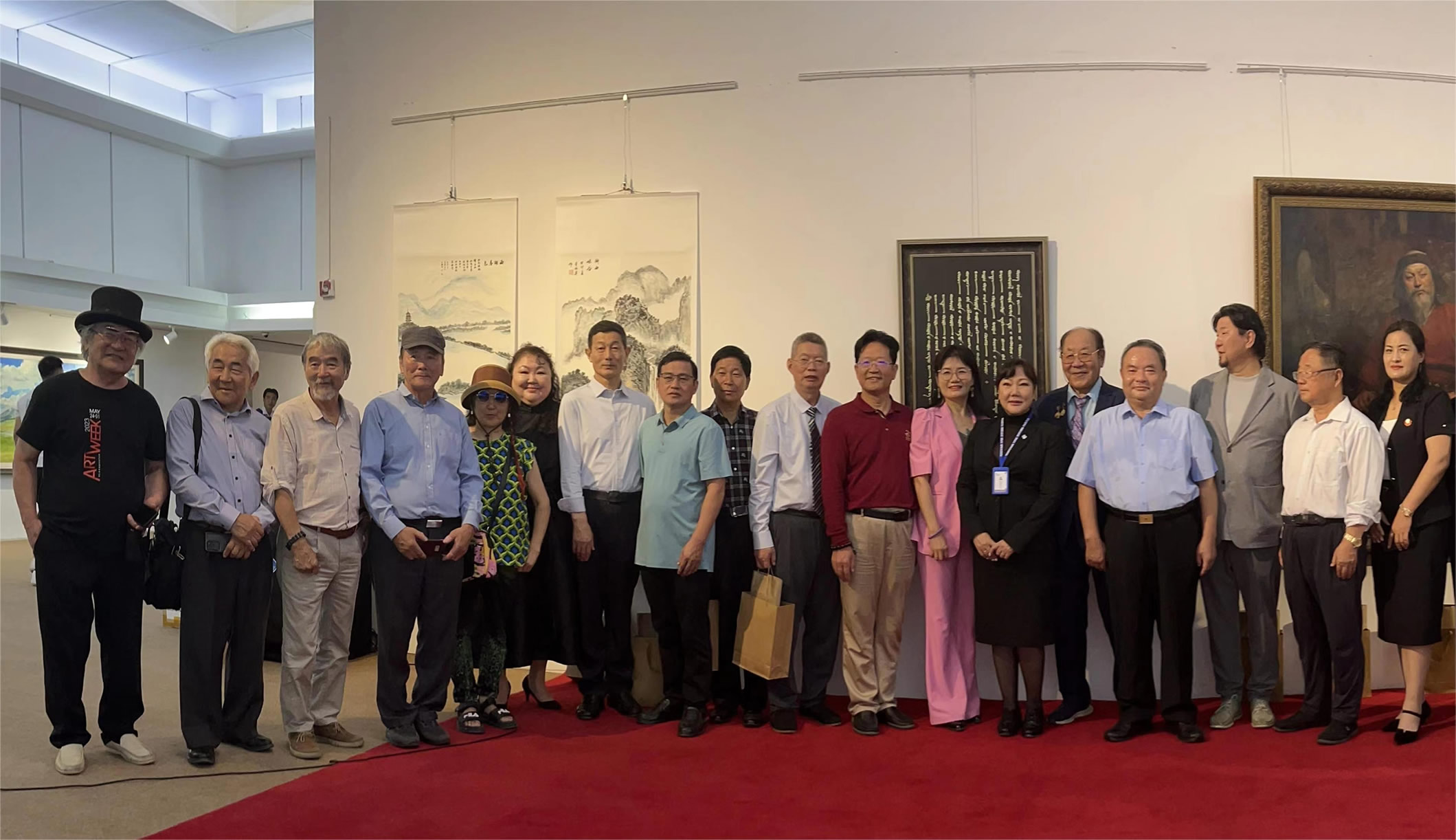 “大美无疆 共通共享”——中蒙文化交流展在蒙古国国家美术馆举行