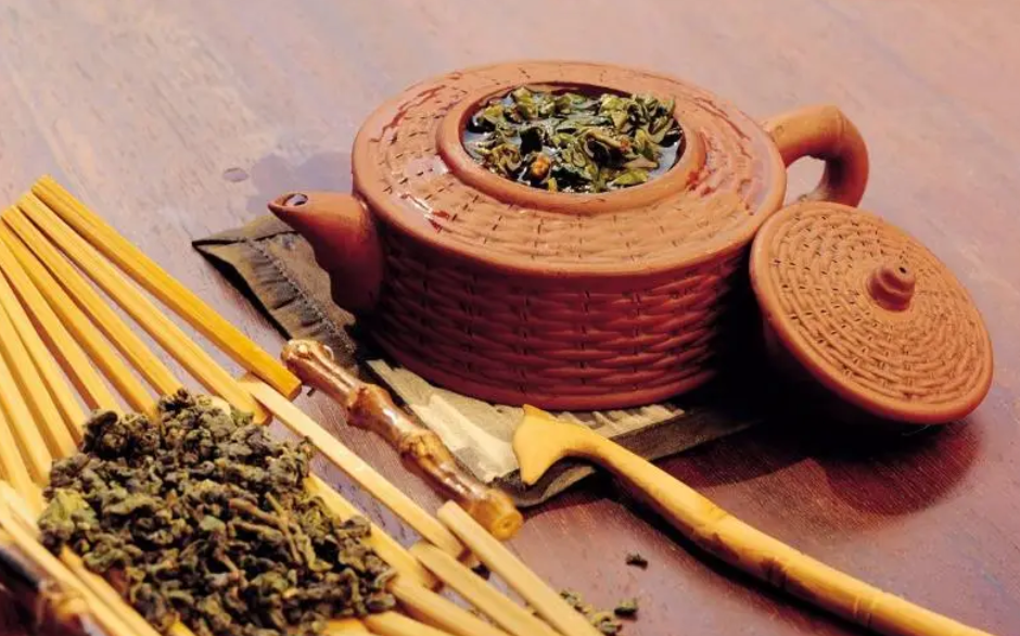 中国除了四大发明影响世界之外，茶文化也曾受到世界的追捧